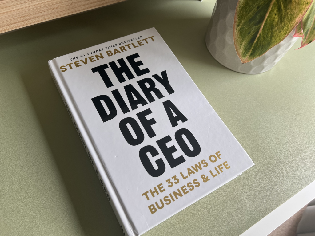 Book cover of "The Diary of a CEO" by Steven Bartlett.